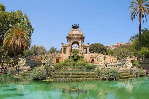 Parc de la Ciutadella is home to some of our favorite activities for kids in Barcelona!