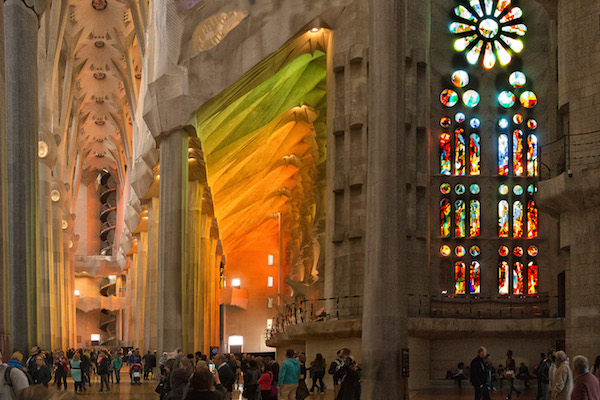Not sure where to buy Sagrada Familia tickets? You've got a few options!