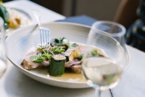 The 8 Best Restaurants in Paris That No Trip Would Be Complete Without