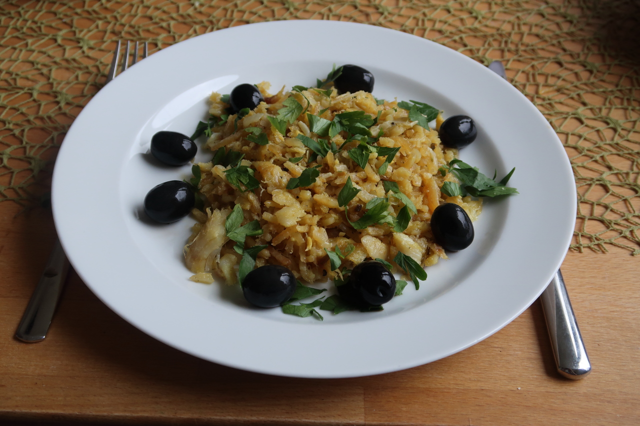 A plate of bacalhau à brás