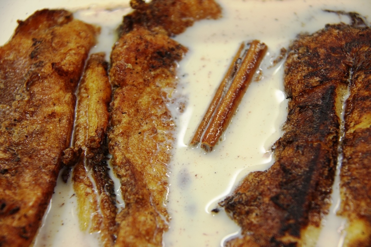 bread in cinnamon and milk