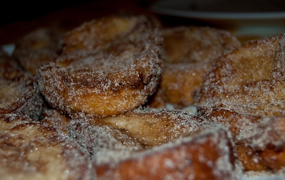 bread with sugar