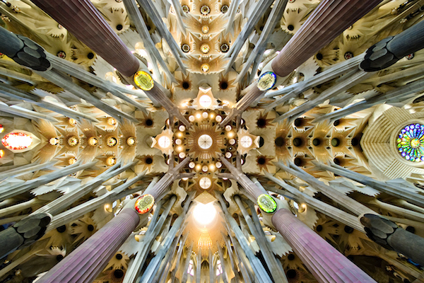 If you're wondering where to buy Sagrada Familia tickets, online is your best bet. 