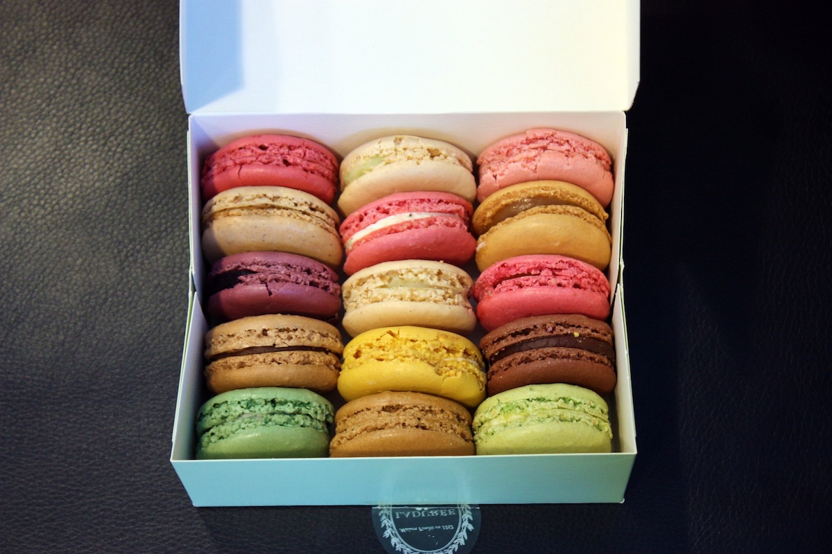 MACARONS