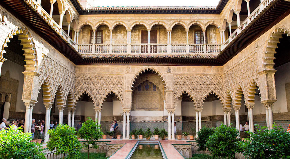 Alcazar tour seville