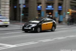 How to Get Around Barcelona: A Complete Guide