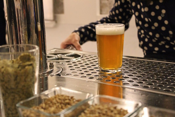 Fábrica Maravillas is one of our favorite spots for craft beer in Madrid. We love their homemade brews!