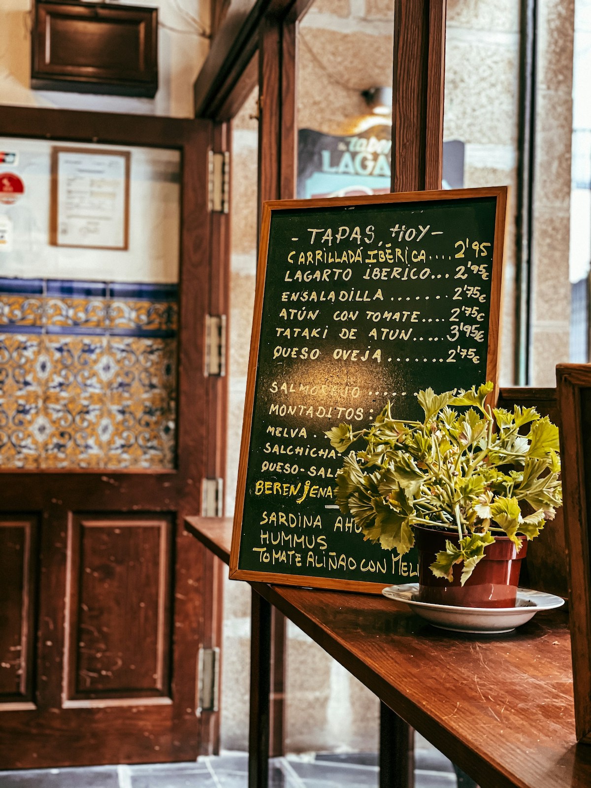 Historic bars in Seville selling tapas