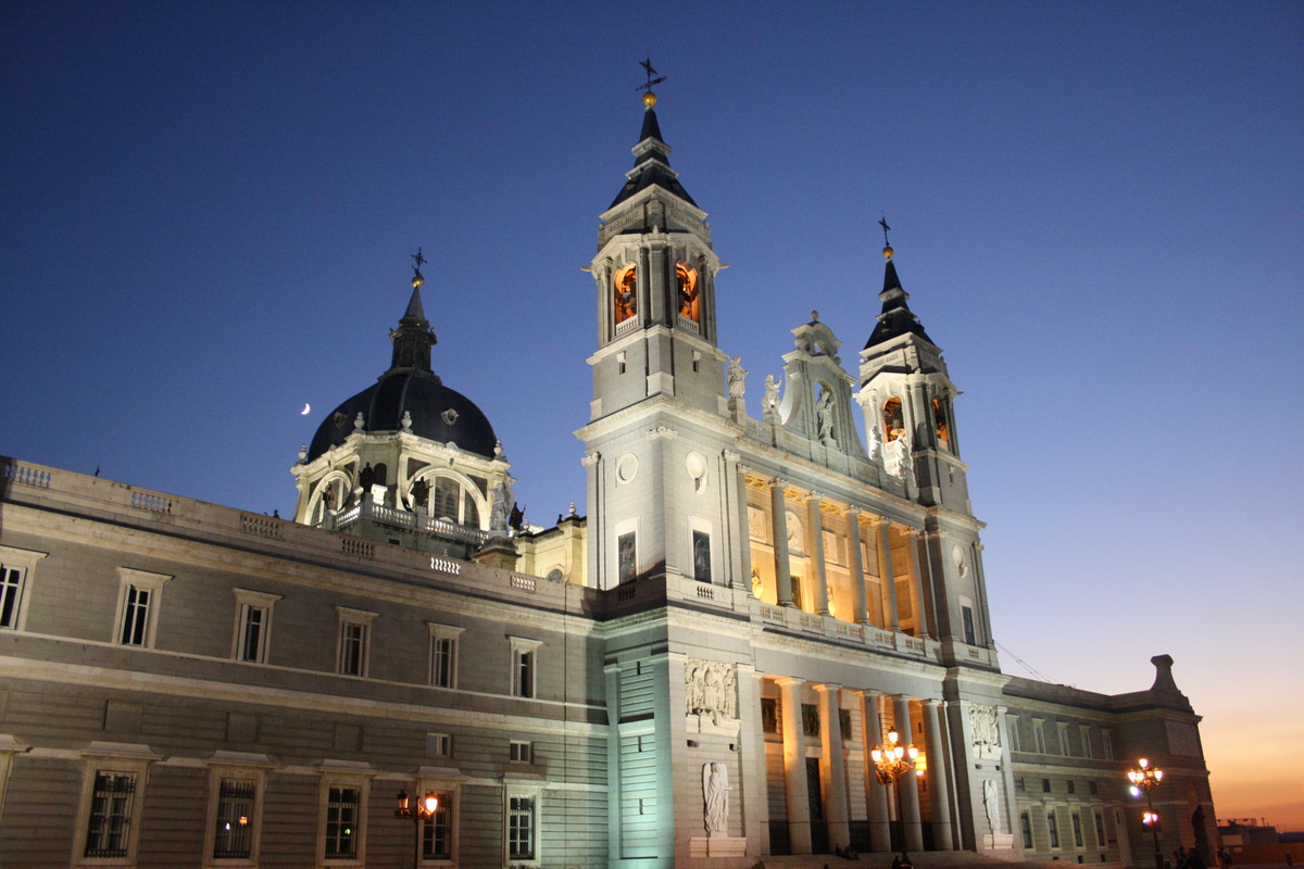 What To Do During a Layover in Madrid