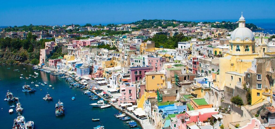 Procida shore line