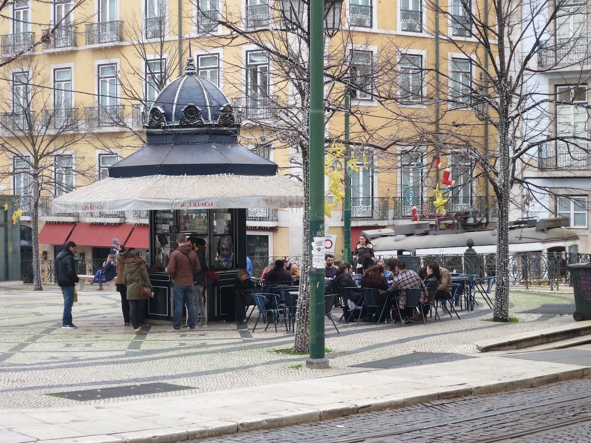 Best petiscos in Lisbon kiosk culture