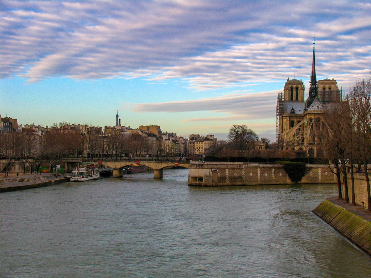 view from Tour'd Argent in Paris