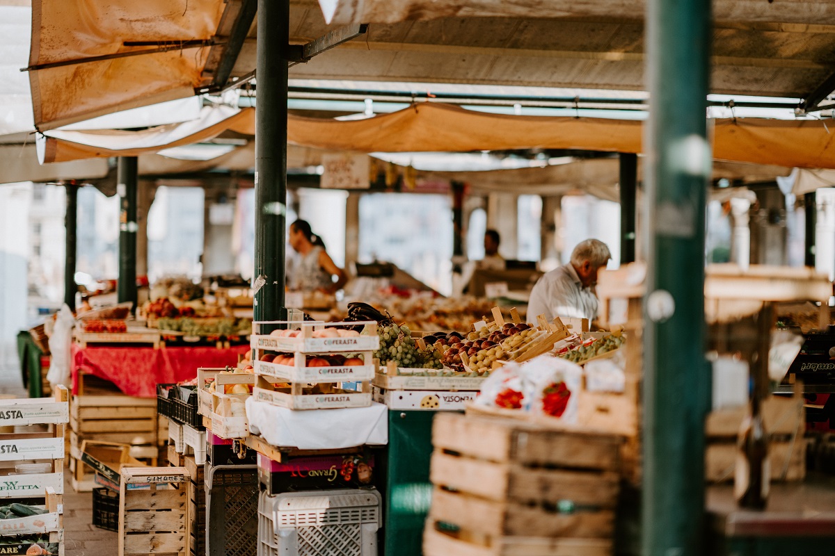 Ultimate Guide To Food Markets In Venice: 8 Local Favorites