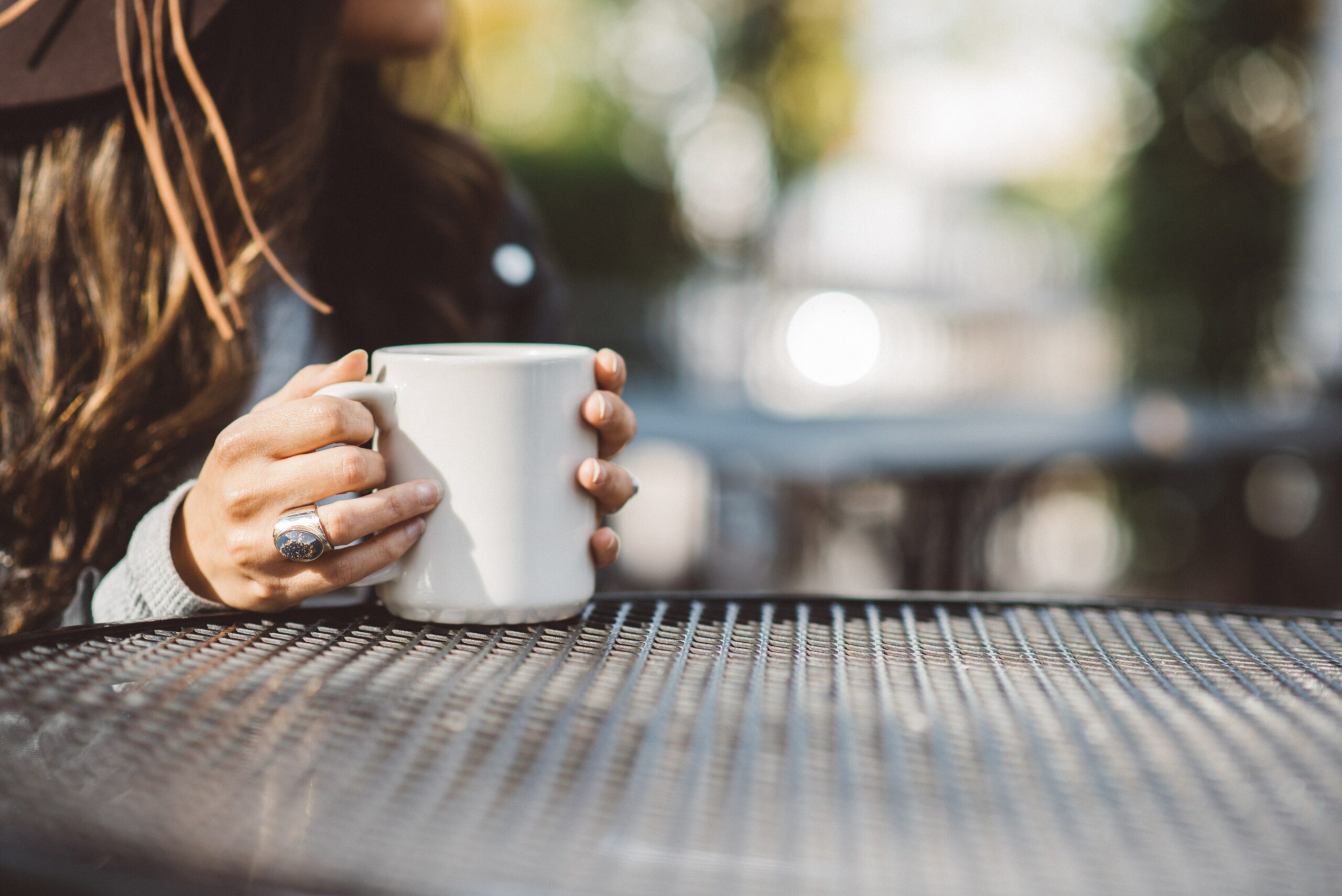 girl drinking coffee