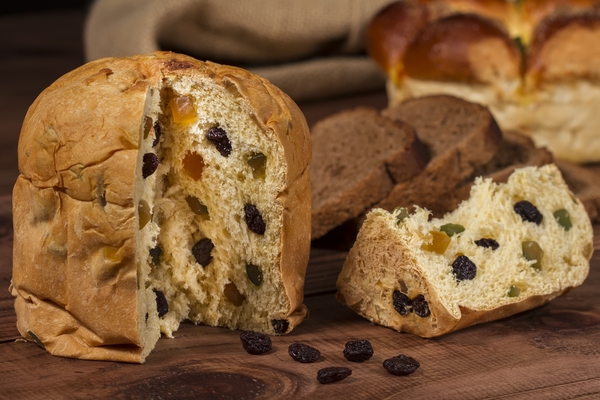 Panettone cake