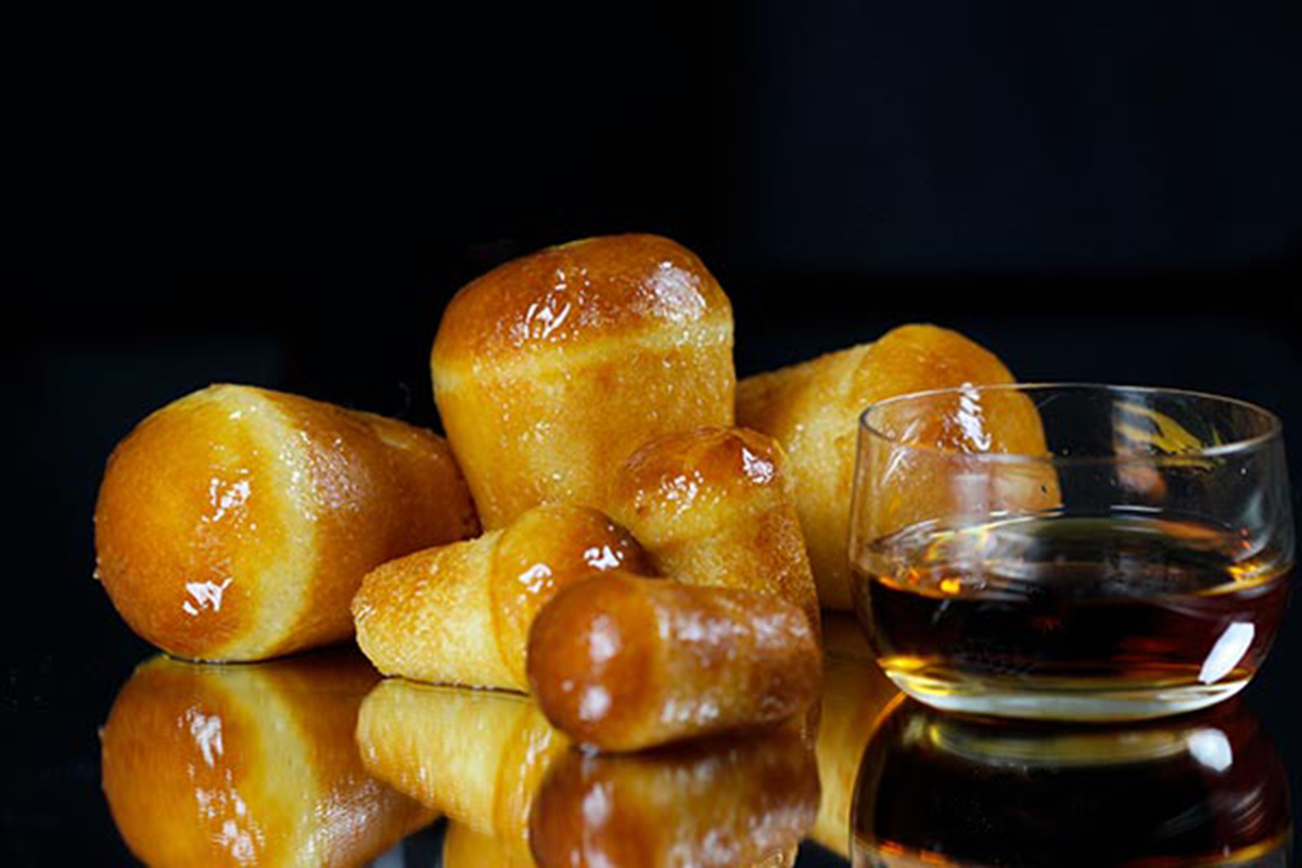 Babà Napoletano: Napoli’s Traditional Sweet