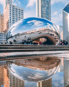 9 Places to Visit in Chicago: Restaurant Row, Robie House, & More