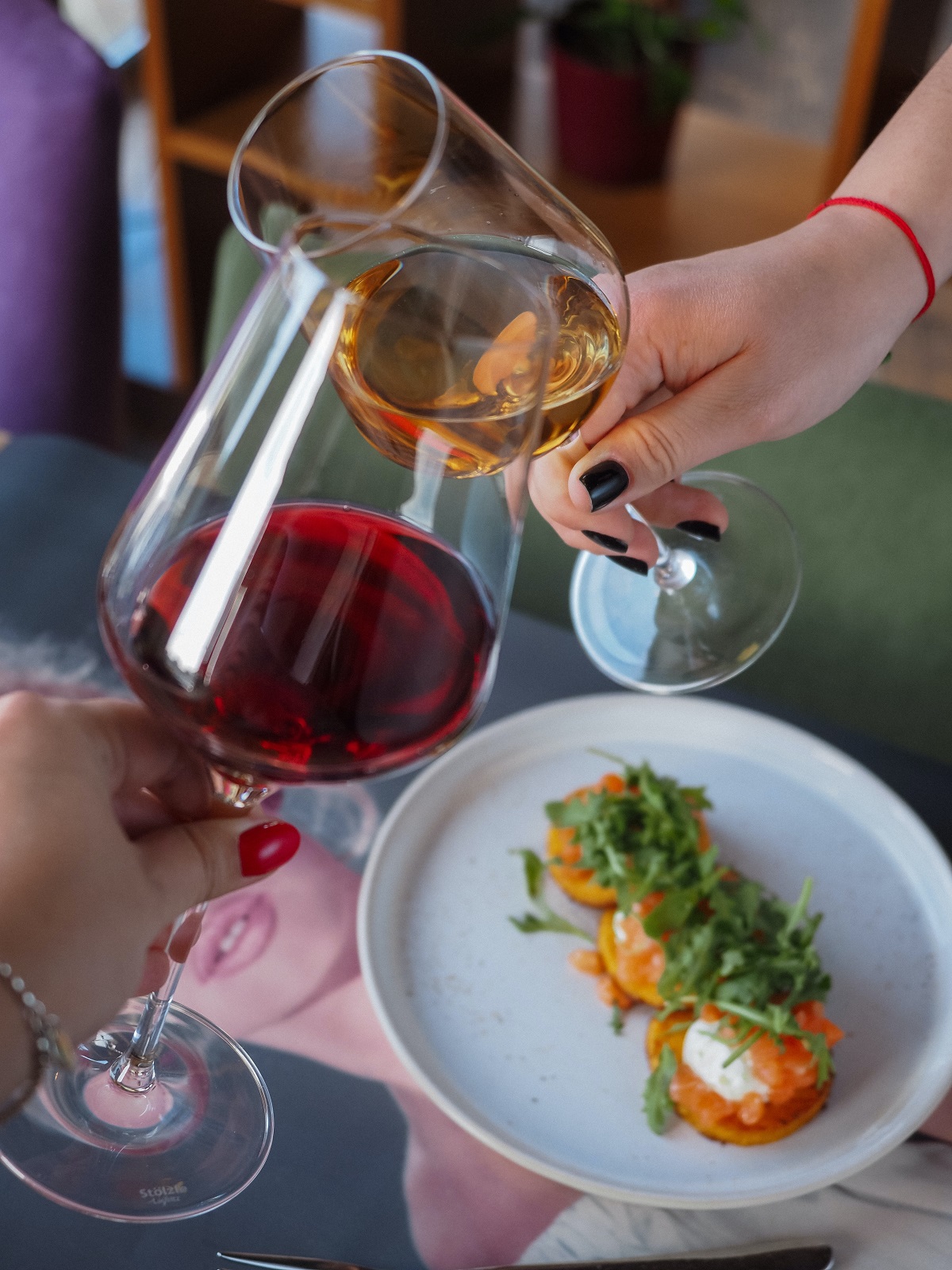 6 Incredible San Francisco Wine Tours (By Boat, Train, & VW Bus)