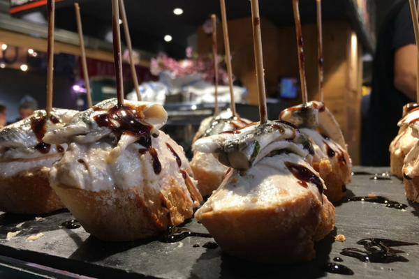 Some of the delicious tastings on offer at one of the most famous historic food markets in Barcelona. We love La Boqueria Market!