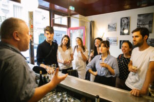 How to Be a Good Tourist: Paris Edition