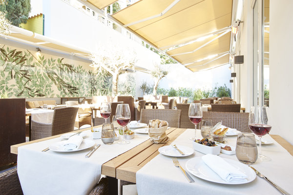 Restaurant at the PortoBay Liberdade hotel in Lisbon