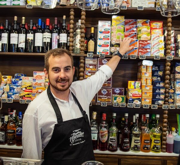 Maestro Marcelino bar and shop in Seville